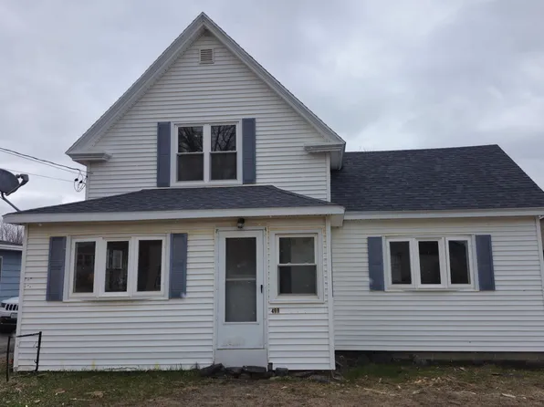 499 Aroostook Avenue, Millinocket, ME 04462