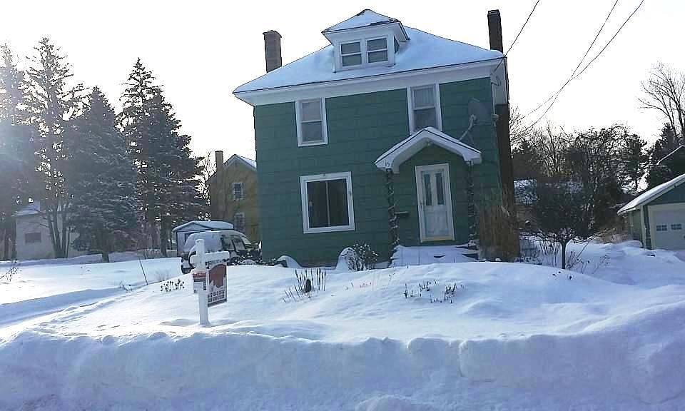 1st image of 15 Union St