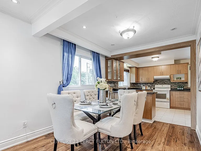257 Otonabee Ave #MAIN — Photo 11