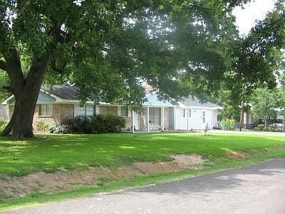 1st image of 357 Lake Livingston Dr