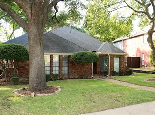 3001 Foxcreek Dr, Richardson, TX 75082