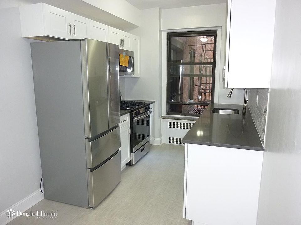 1st image of 3220 Avenue N #D