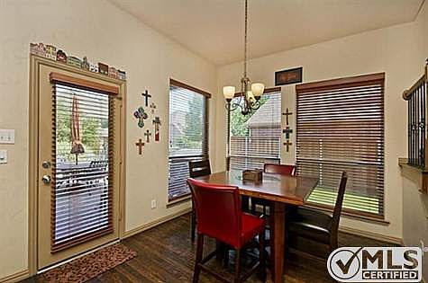 4th image of 2062 Long Branch Dr