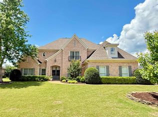 1593 E Indian Wells Dr, Collierville, TN 38017