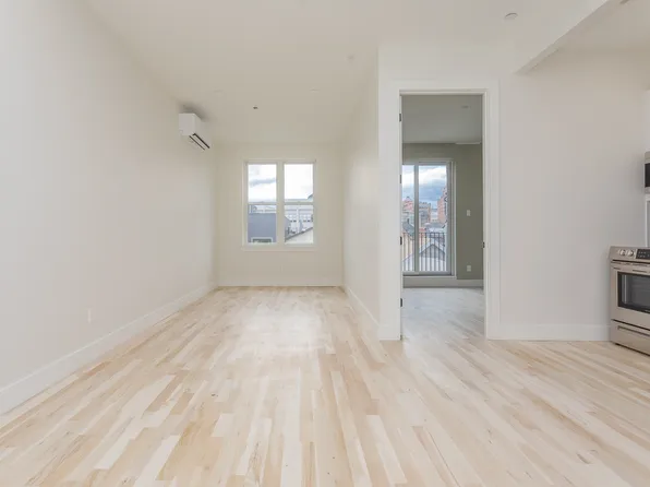 524 Midwood Street 2A image 3 of 8