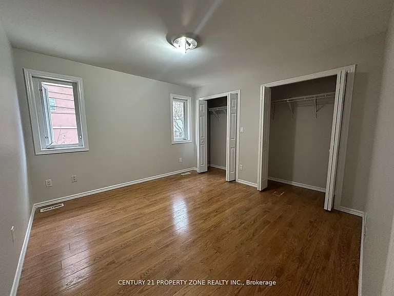 975 Albert Rd — Photo 4