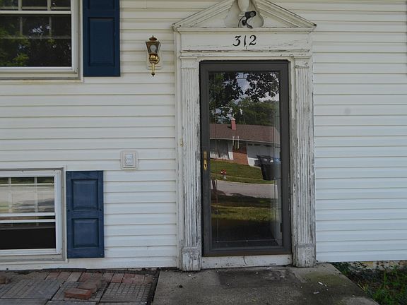 3rd image of 312 Avonwick Pl