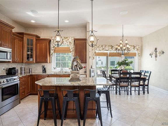 2nd image of 5703 Fairmeadow Ct