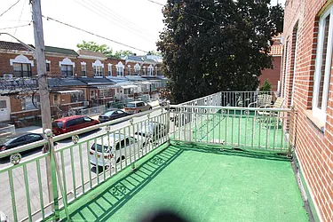 Rented by H L Dynasty Real Estate Corp