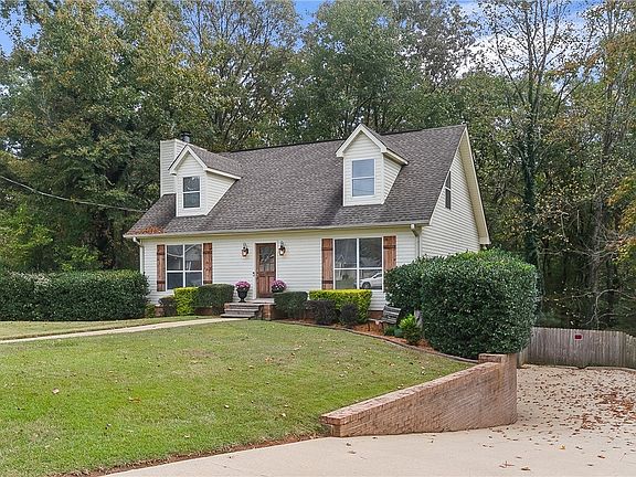 2nd image of 3808 64th St NE