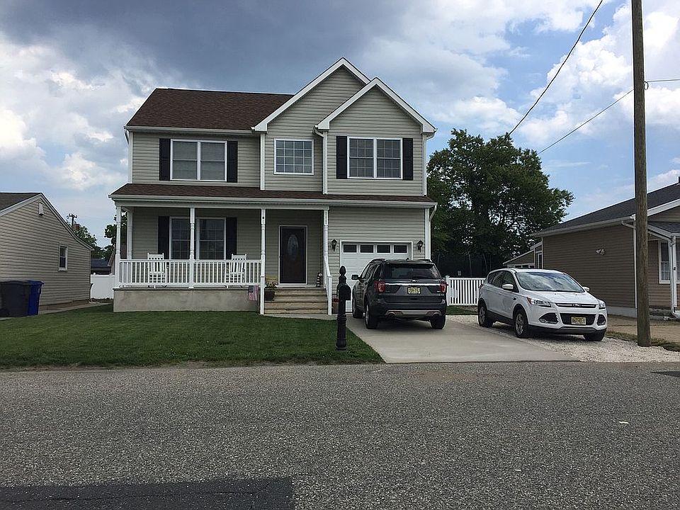 1st image of 777 Tunney Point Dr