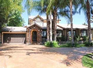 2926 N Mountain Ave, Claremont, CA 91711