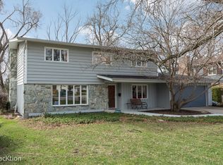 249 Surrey Rd, Bartlett, IL