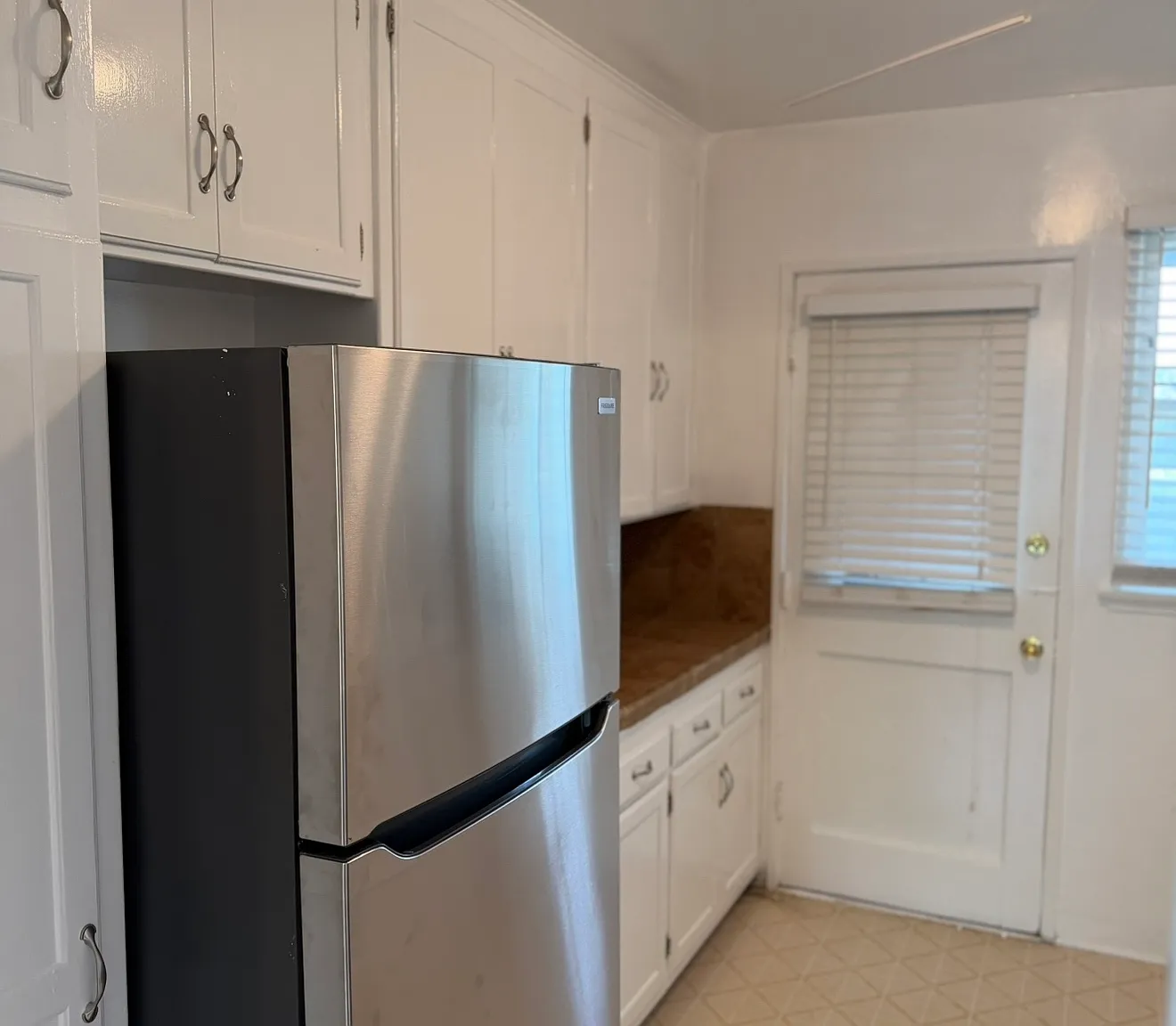 1 bed, 700 sqft, $2,800 — Photo 4
