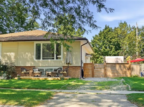 3 Glengrove Ave, Grimsby, ON L3M 4L6