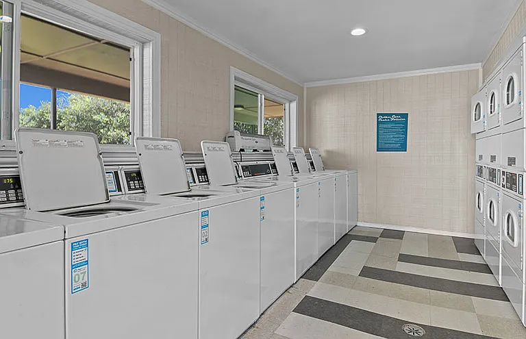 Granada Apartment Homes — Photo 14