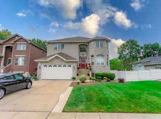 8000 S Lorel Ave, Burbank, IL 60459