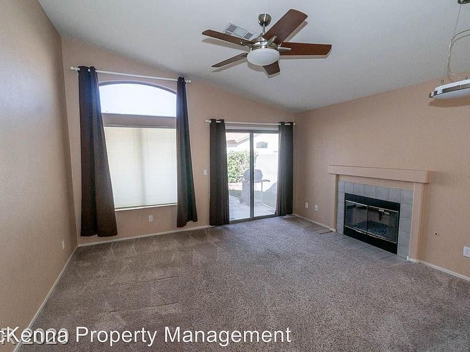 1st image of 844 Hollandsworth Ave