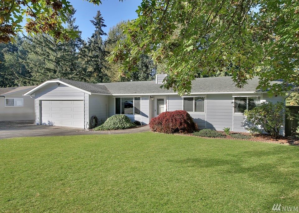 1st image of 2404 26th St SE