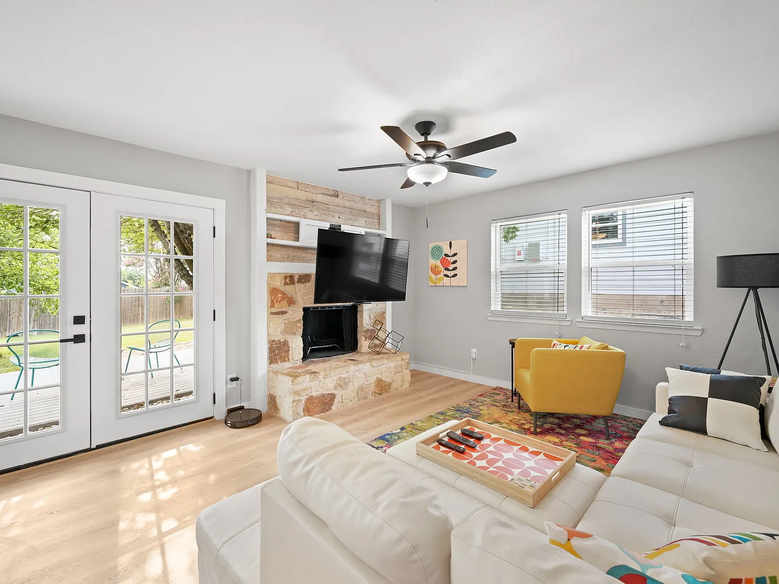 2 bed, $3,900 — Photo 4