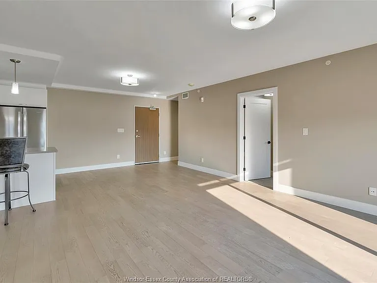 2550 Sandwich West Pkwy #303 — Photo 5