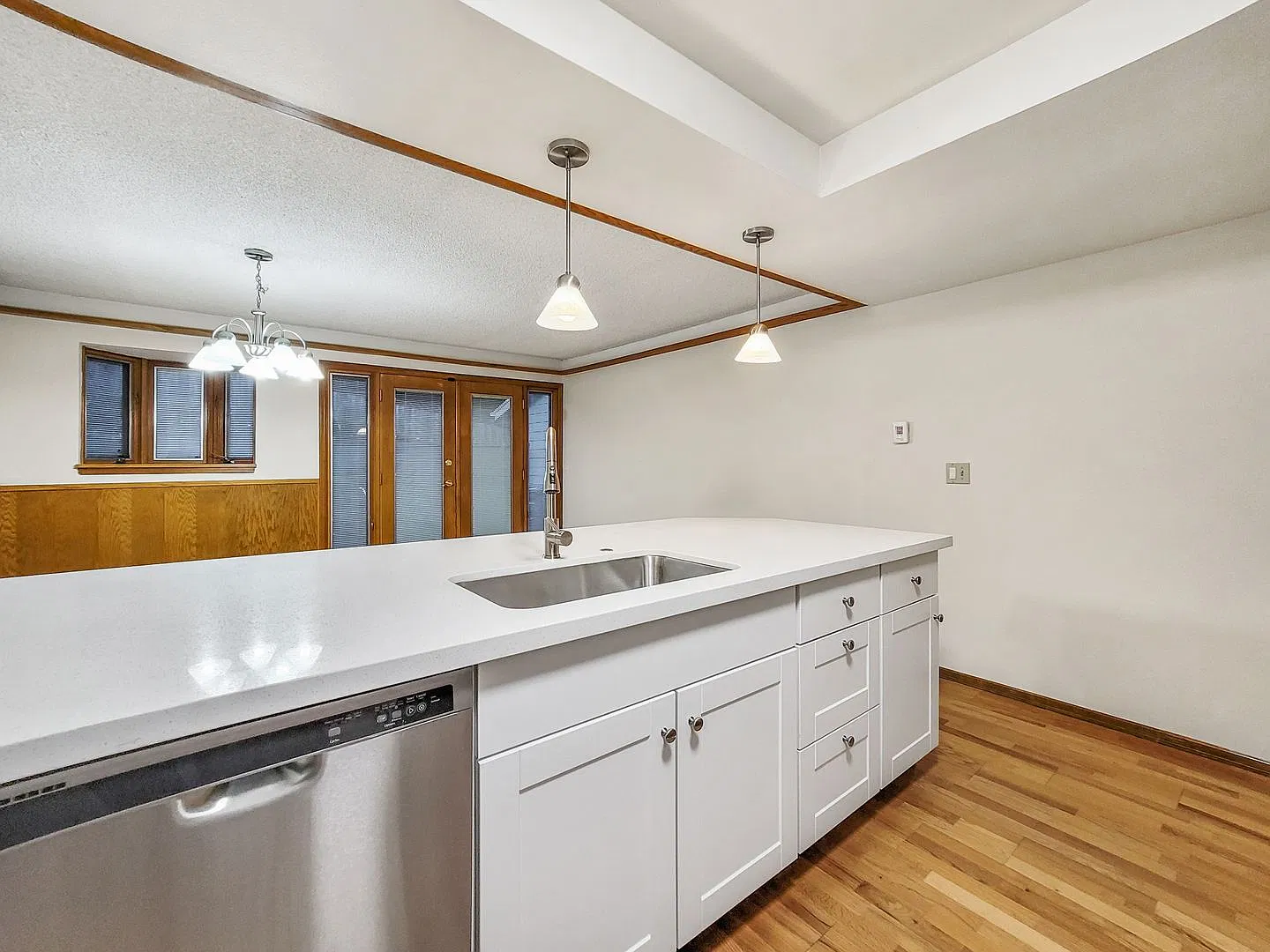 Modern One-Level Home in Innisglen Upgraded Interiors + Prime Bellevue Location — Photo 2