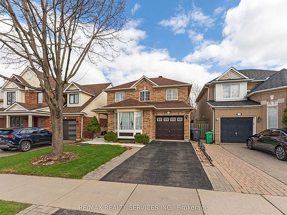 3rd image of 3 Springhurst Ave