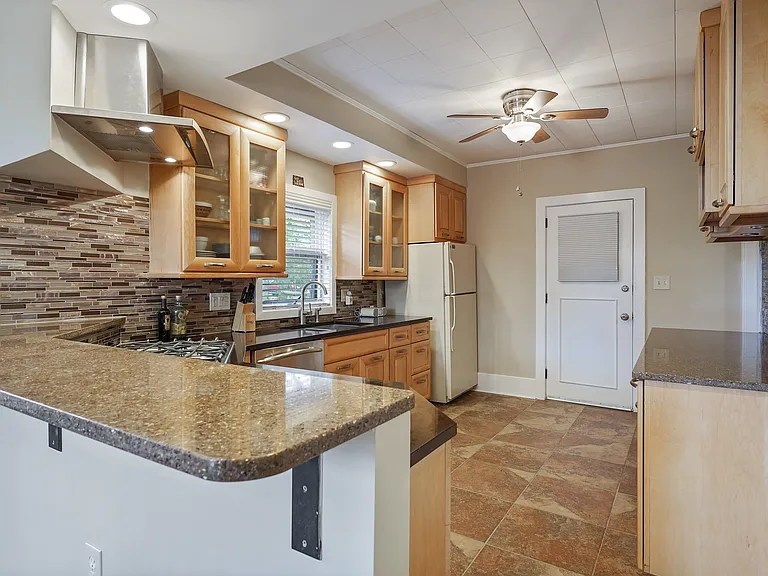 679 Valley Forge Rd — Photo 10
