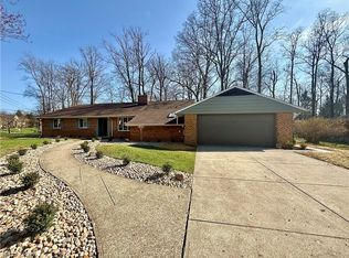 24270 Hermitage Rd, Shaker Heights, OH