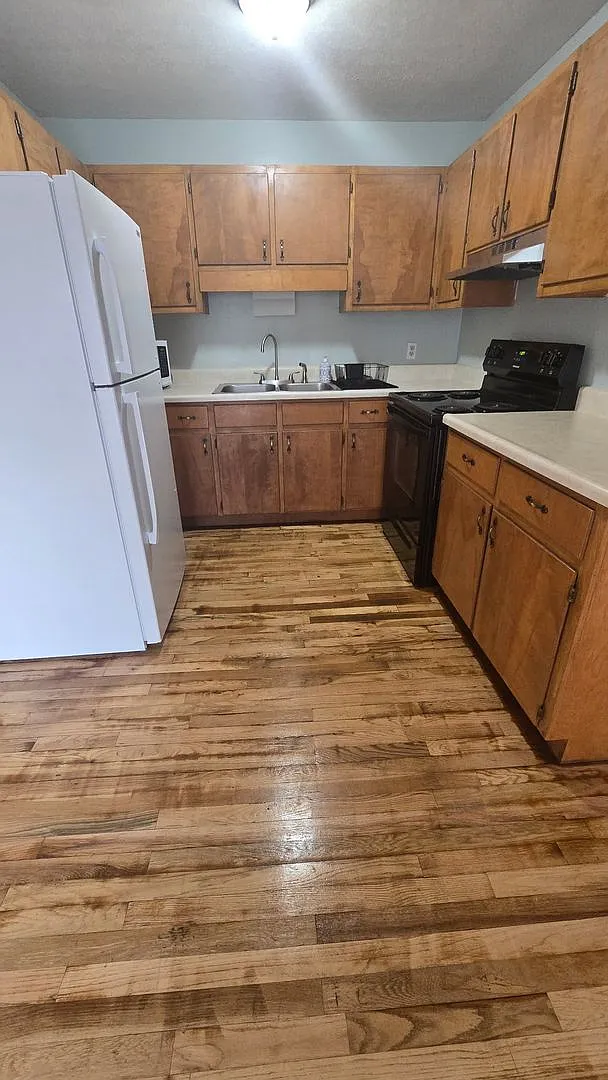 2/1 Home for rent — Photo 2