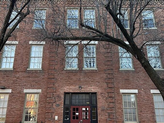 2nd image of 1920 S 8th St APT 1C