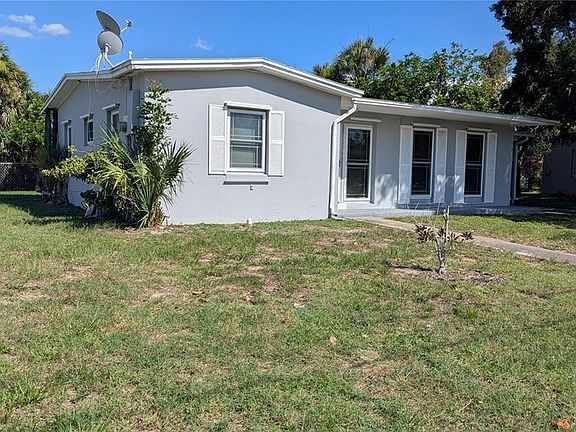 2nd image of 22003 Catherine Ave