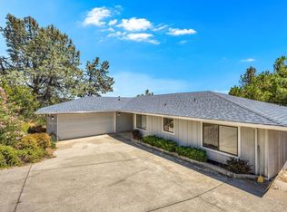 16289 Eagle Rock Rd, Hidden Valley Lake, CA 95467