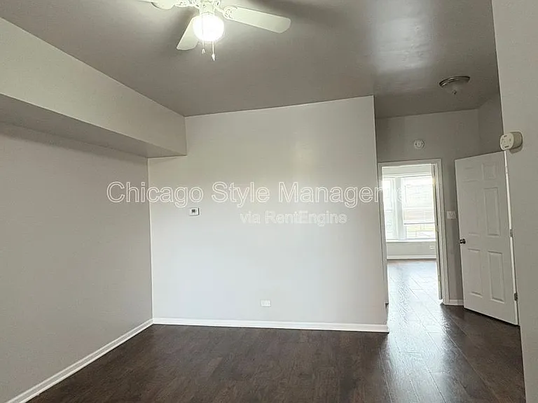 353 E 55th Pl #2S — Photo 3