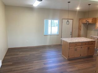 300 E 3rd St, Pilger, NE 68768