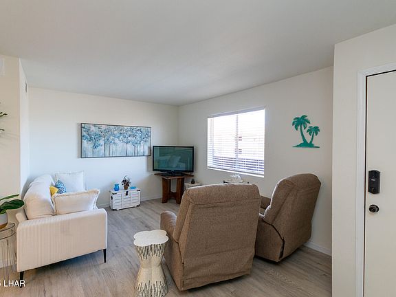 5th image of 276 Lake Havasu Ave S APT C15