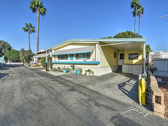 4th image of 300 N Sand Piper Dr #225