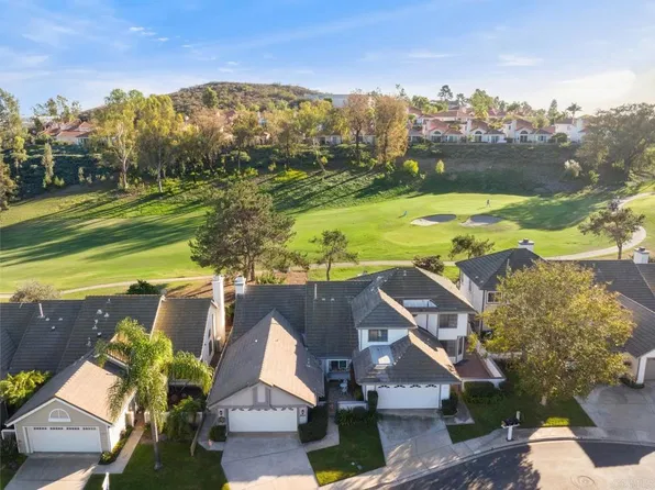 1818 Spyglass Cir, Vista, CA 92081