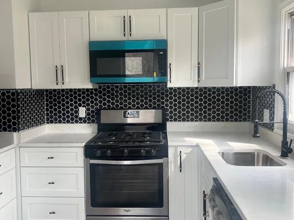 1911 Kernan Dr, Baltimore, MD 21207