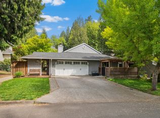 10185 SW Riverwood Ln, Tigard, OR 97224