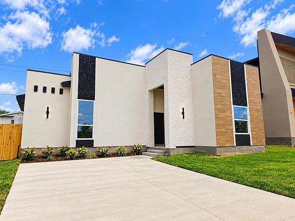 3rd image of 6108 Cherimoya Ln
