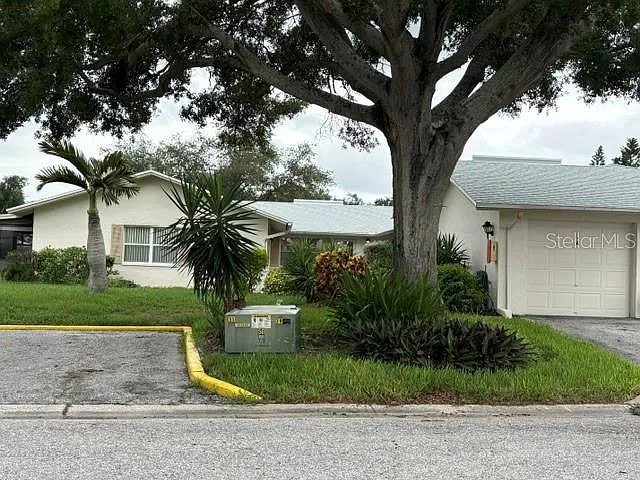 2 bed, 2.0 bath, 1100 sqft, $2,375 — Photo 1