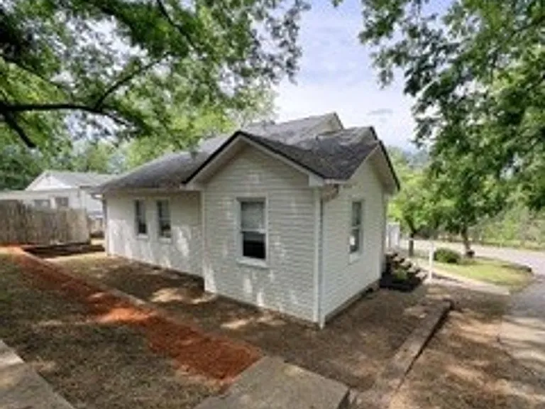 628 Arlington Rd — Photo 20