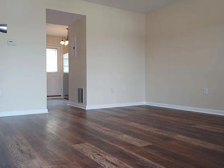2043 Edgewood Dr #2 — Photo 6