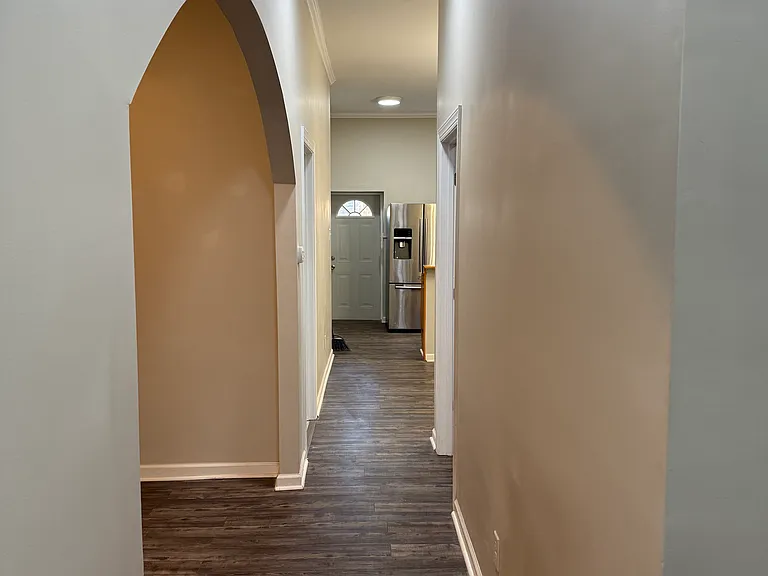 118 W Centerview St #120 — Photo 5