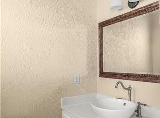 1007 Oakgrove Cir, Woodway, TX 76712