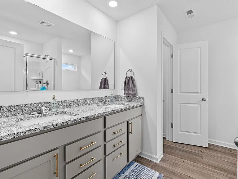 5015 Schaefer Ln — Photo 45