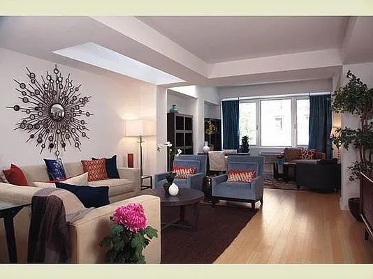 Sold by Stribling | media 16