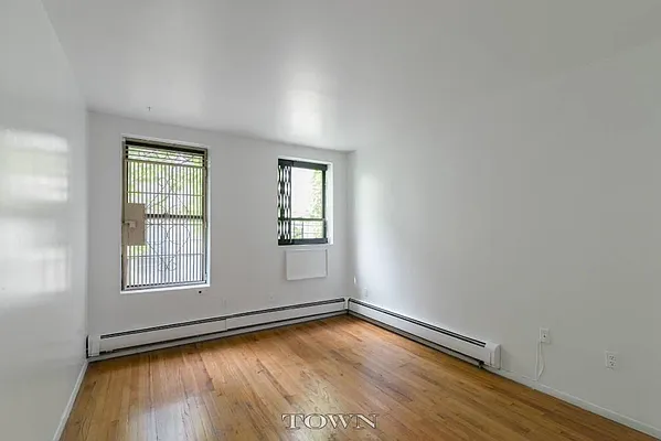 Rented by Town Residential | media 23