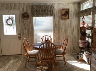 8494 Dinosaur Rd, Navarre, FL 32566